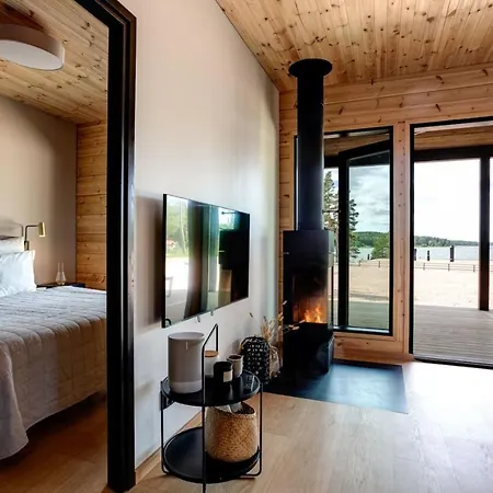 Saunamaki G - Beachfront